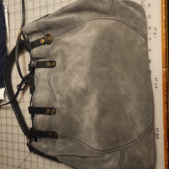 41. Lucky Brand suede pocketbook - Picture 4 of 4